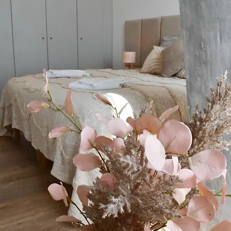 Industrial In Apollo W Free Parking